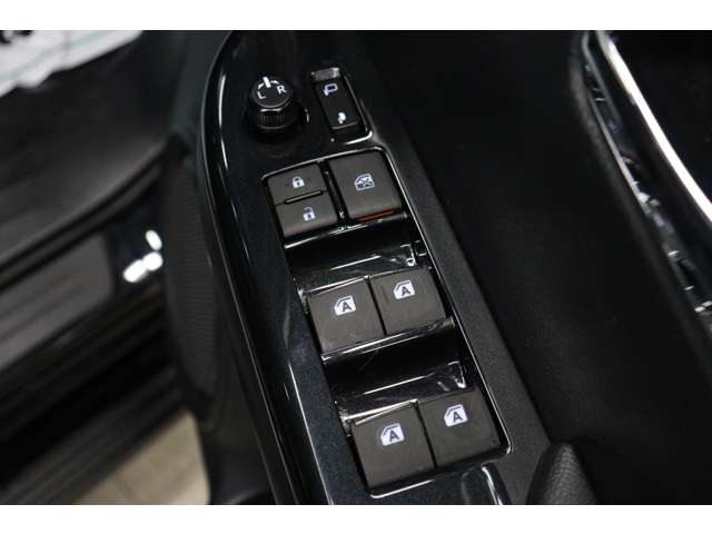 トヨタ ハイラックス ２．４ Ｚ ＧＲスポーツ ディーゼルターボ ４ＷＤ R4年 (東海) 99