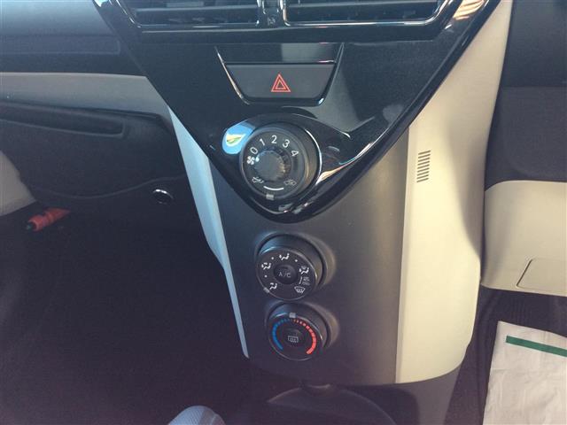 トヨタ ｉＱ １．０ １００Ｘ ２シーター H27年 (東海) 99