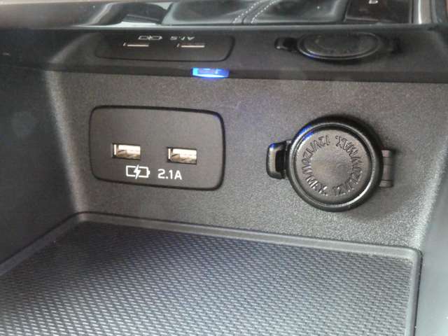 スバル フォレスター　ハイブリッド ２．０ アドバンス ４ＷＤ H30年 (関東) 99