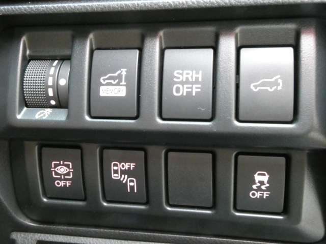 スバル フォレスター　ハイブリッド ２．０ アドバンス ４ＷＤ H30年 (関東) 99