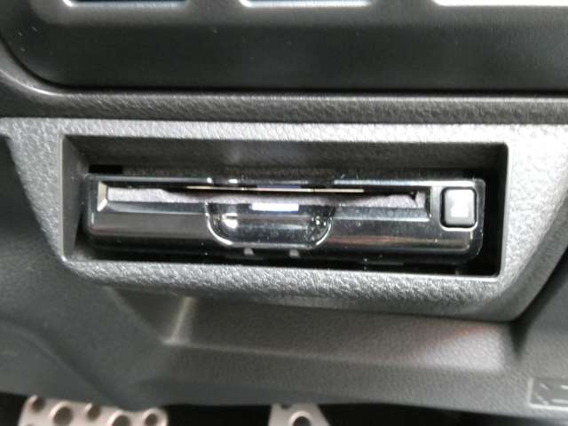 スバル フォレスター　ハイブリッド ２．０ アドバンス ４ＷＤ H30年 (関東) 99