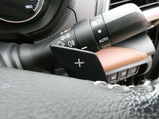 スバル フォレスター　ハイブリッド ２．０ アドバンス ４ＷＤ H30年 (関東) 99