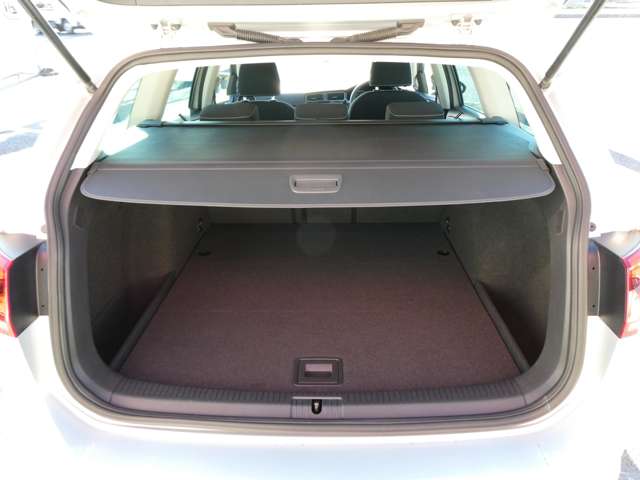 フォルクスワーゲン ゴルフヴァリアント ＴＳＩ　ハイライン H26年 (関東) 99