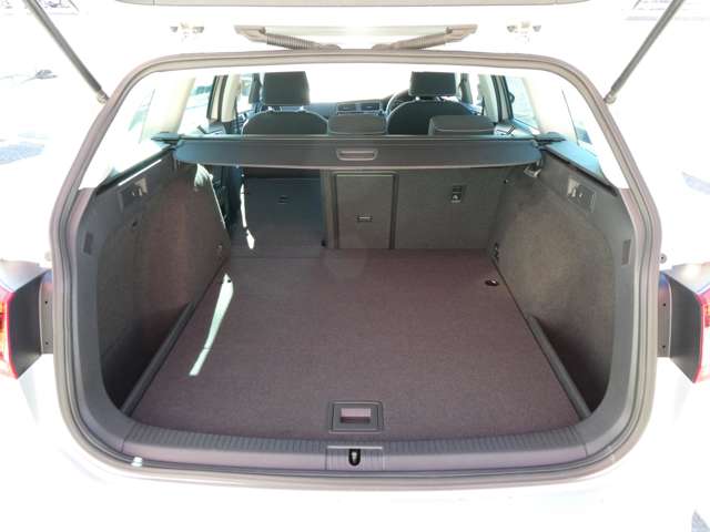 フォルクスワーゲン ゴルフヴァリアント ＴＳＩ　ハイライン H26年 (関東) 99