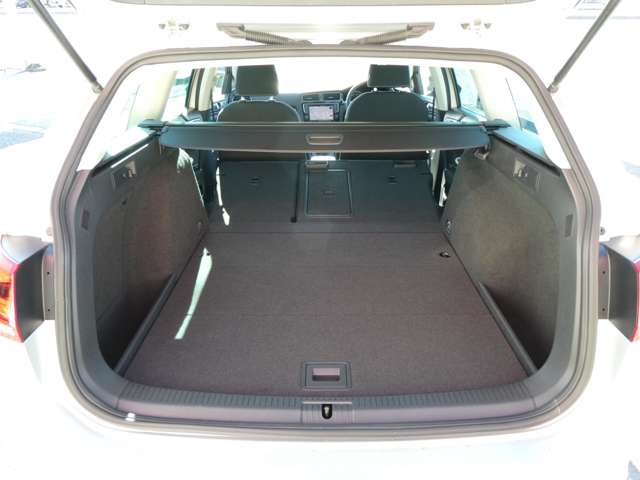 フォルクスワーゲン ゴルフヴァリアント ＴＳＩ　ハイライン H26年 (関東) 99