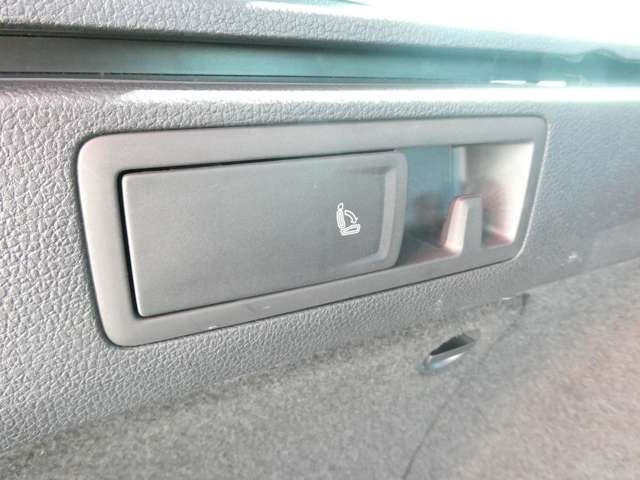 フォルクスワーゲン ゴルフヴァリアント ＴＳＩ　ハイライン H26年 (関東) 99