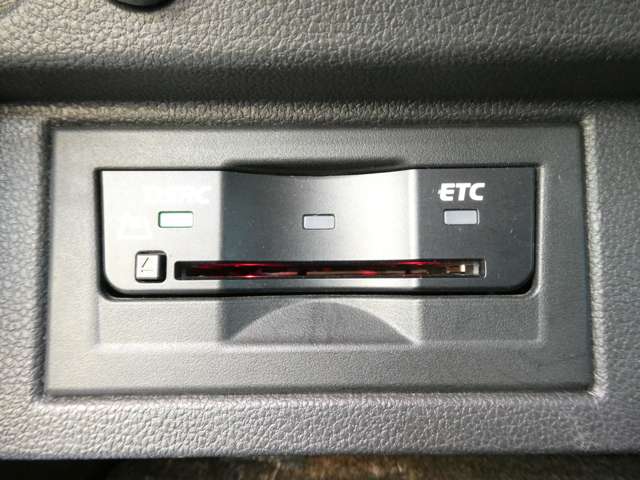 フォルクスワーゲン ゴルフヴァリアント ＴＳＩ　ハイライン H26年 (関東) 99