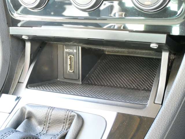 フォルクスワーゲン ゴルフヴァリアント ＴＳＩ　ハイライン H26年 (関東) 99