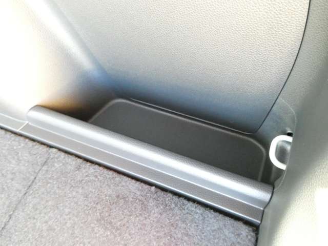 ホンダ ヴェゼル １．５ Ｅ：ＨＥＶ Ｚ R5年 (関東) 99