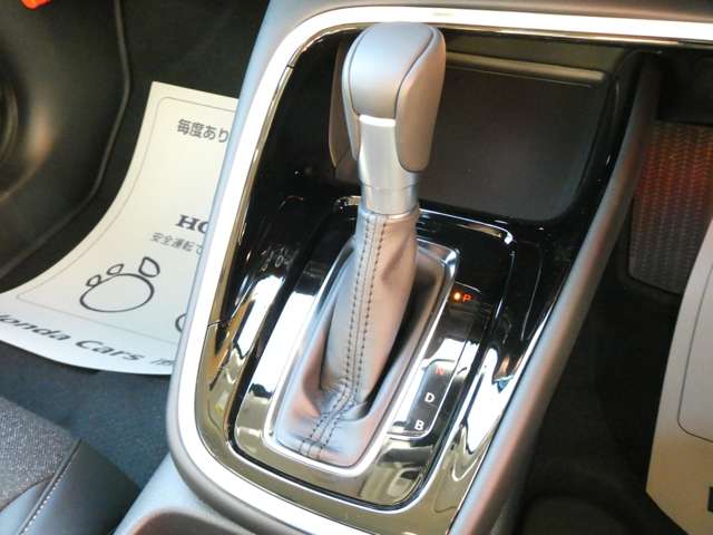 ホンダ ヴェゼル １．５ Ｅ：ＨＥＶ Ｚ R5年 (関東) 99