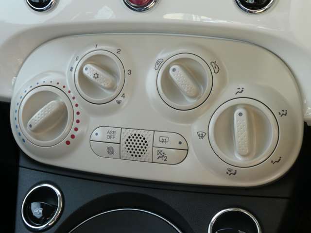 フィアット ５００（チンクエチェント） ツインエア カルト R4年 (関東) 99