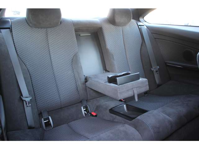 ＢＭＷ ４シリーズ ４２０Ｉ Ｍスポーツ H27年 (関東) 99