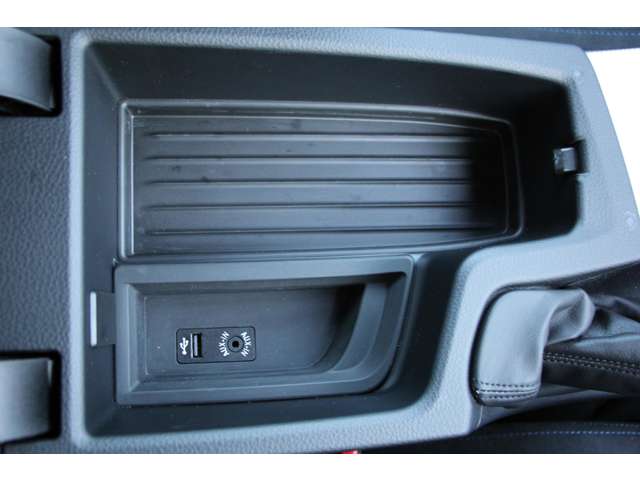 ＢＭＷ ４シリーズ ４２０Ｉ Ｍスポーツ H27年 (関東) 99