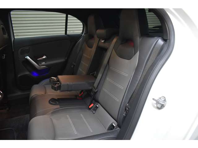 ＡＭＧ Ａクラス Ａ３５ ４マチック ４ＷＤ R2年 (関東) 99