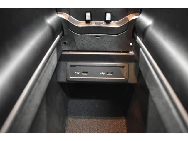 ＡＭＧ Ａクラス Ａ３５ ４マチック ４ＷＤ R2年 (関東) 99