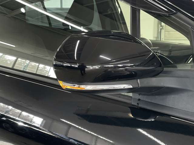 トヨタ プリウス １．８ Ｓ Ｅ－ＦＯＵＲ ４ＷＤ R2年 (北海道) 99