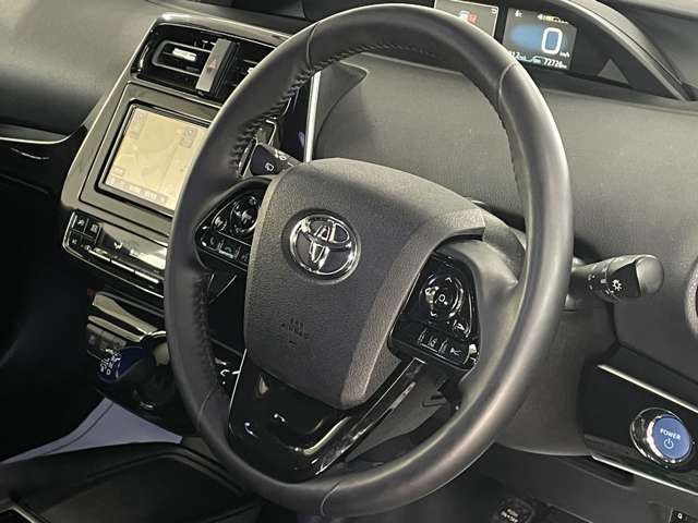 トヨタ プリウス １．８ Ｓ Ｅ－ＦＯＵＲ ４ＷＤ R2年 (北海道) 99