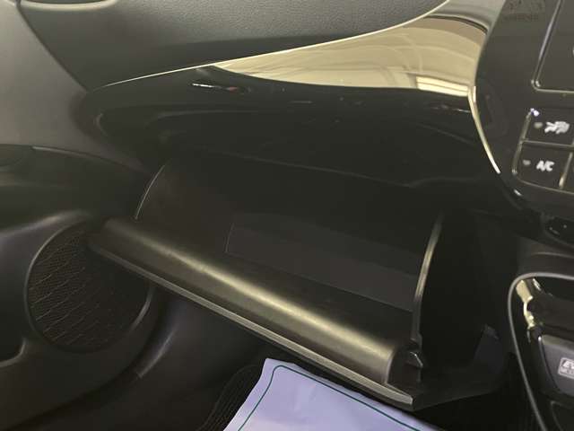 トヨタ プリウス １．８ Ｓ Ｅ－ＦＯＵＲ ４ＷＤ R2年 (北海道) 99