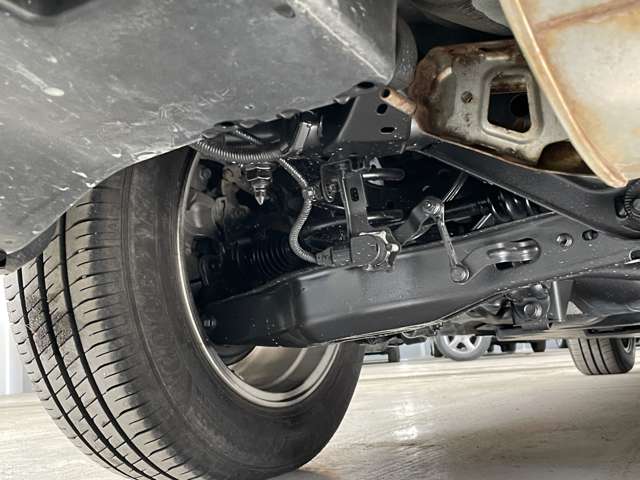 トヨタ プリウス １．８ Ｓ Ｅ－ＦＯＵＲ ４ＷＤ R2年 (北海道) 99