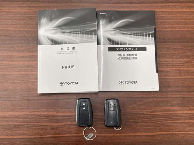 トヨタ プリウス １．８ Ｓ Ｅ－ＦＯＵＲ ４ＷＤ R2年 (北海道) 99