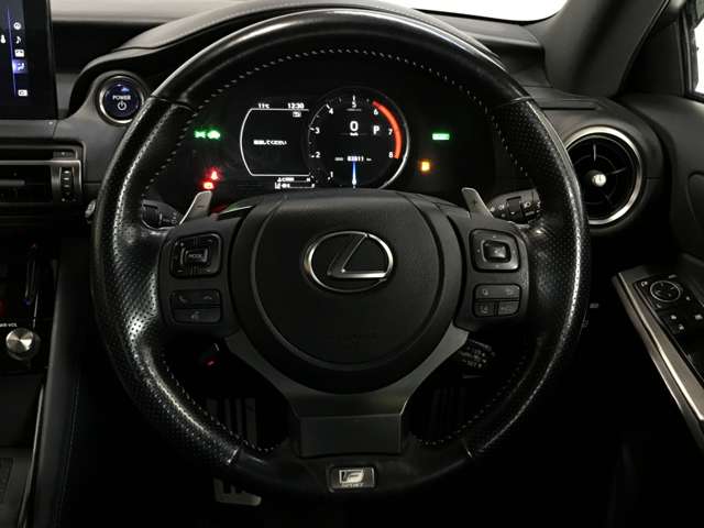 レクサス ＩＳ３００ｈ ３００Ｈ Ｆスポーツ ４ＷＤ R3年 (北海道) 99