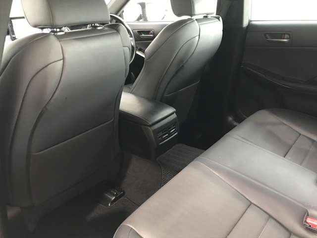 レクサス ＩＳ３００ｈ ３００Ｈ Ｆスポーツ ４ＷＤ R3年 (北海道) 99