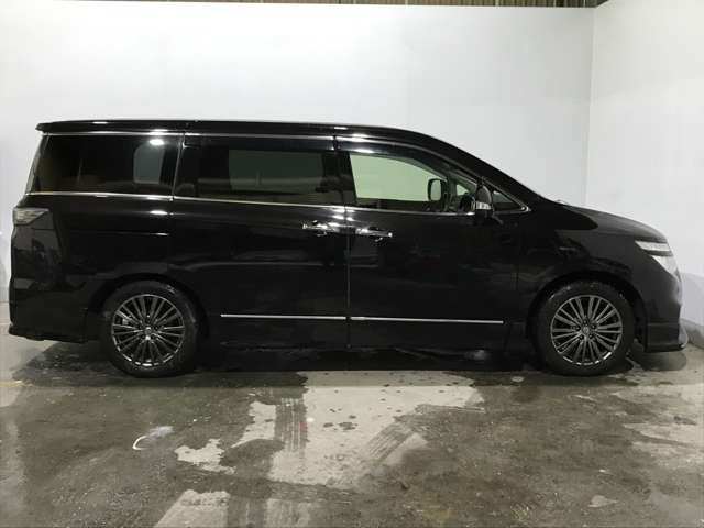 日産 エルグランド ３．５ ３５０ハイウェイスター アーバンクロム ４ＷＤ R1年 (北海道) 99