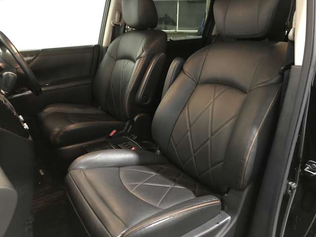 日産 エルグランド ３．５ ３５０ハイウェイスター アーバンクロム ４ＷＤ R1年 (北海道) 99