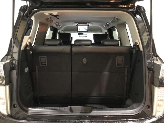 日産 エルグランド ３．５ ３５０ハイウェイスター アーバンクロム ４ＷＤ R1年 (北海道) 99