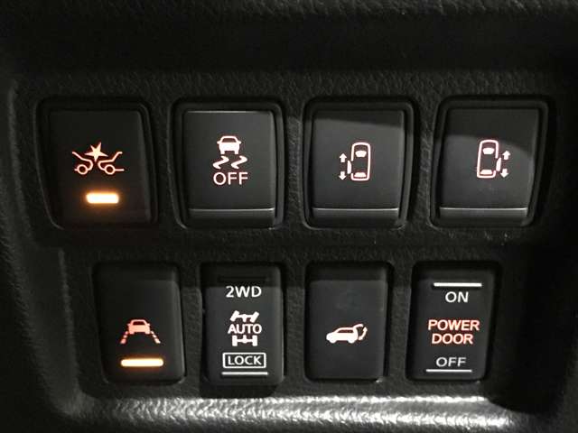 日産 エルグランド ３．５ ３５０ハイウェイスター アーバンクロム ４ＷＤ R1年 (北海道) 99