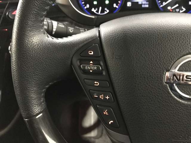 日産 エルグランド ３．５ ３５０ハイウェイスター アーバンクロム ４ＷＤ R1年 (北海道) 99