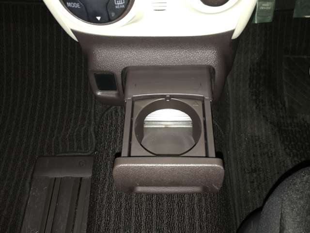 トヨタ ポルテ １．５ Ｇ ４ＷＤ H28年 (北海道) 99