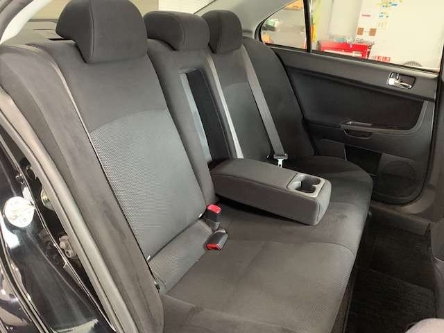 三菱 ギャラン　フォルティス ２．０ ラリーアート ４ＷＤ H23年 (北海道) 99