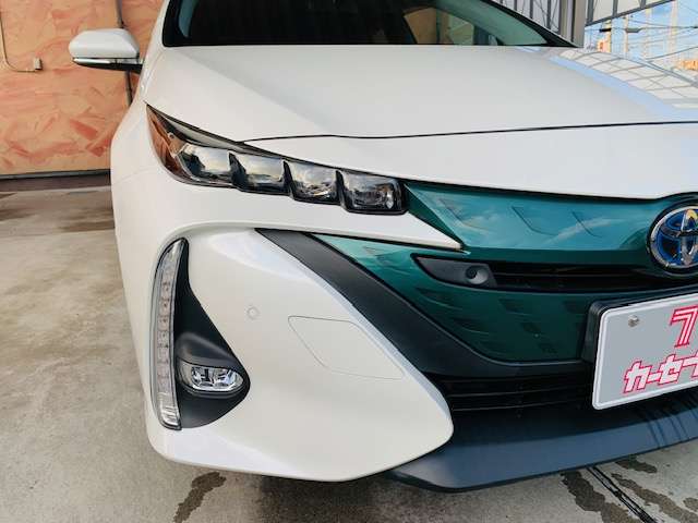 トヨタ プリウスＰＨＶ １．８ Ａ レザーパッケージ H29年 (東北) 99