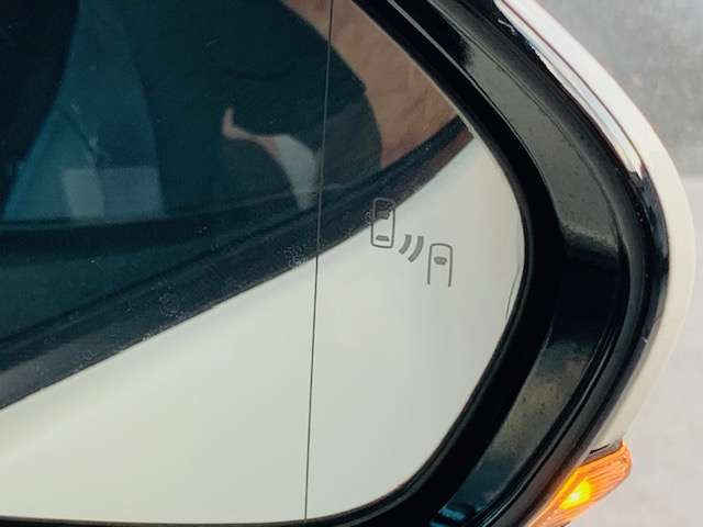 トヨタ プリウスＰＨＶ １．８ Ａ レザーパッケージ H29年 (東北) 99