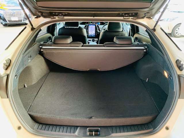 トヨタ プリウスＰＨＶ １．８ Ａ レザーパッケージ H29年 (東北) 99