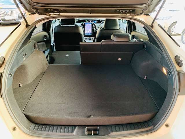 トヨタ プリウスＰＨＶ １．８ Ａ レザーパッケージ H29年 (東北) 99