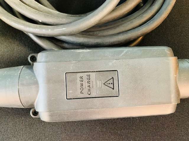 トヨタ プリウスＰＨＶ １．８ Ａ レザーパッケージ H29年 (東北) 99