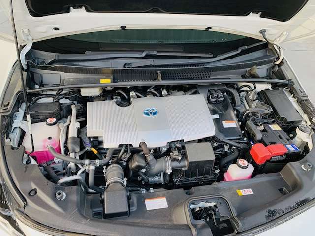 トヨタ プリウスＰＨＶ １．８ Ａ レザーパッケージ H29年 (東北) 99