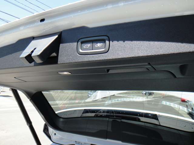 ボルボ Ｖ６０ アルティメット　Ｂ４ R5年 (東北) 99