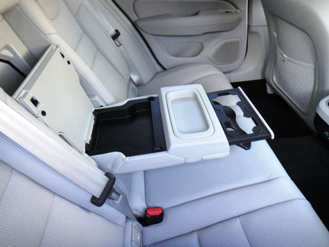 ボルボ Ｖ６０ Ｔ５　インスクリプション H30年 (東北) 99