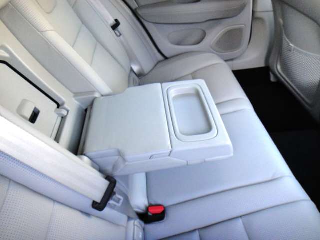 ボルボ Ｖ６０ Ｔ５　インスクリプション H30年 (東北) 99