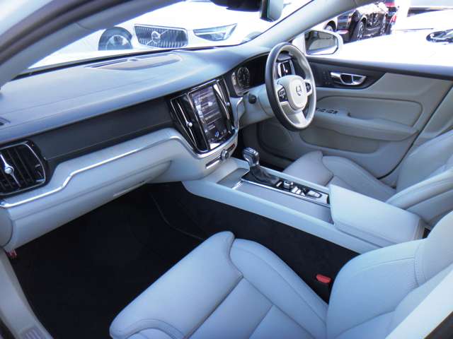 ボルボ Ｖ６０ Ｔ５　インスクリプション H30年 (東北) 99