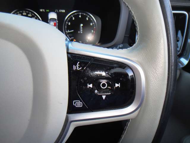 ボルボ Ｖ６０ Ｔ５　インスクリプション H30年 (東北) 99