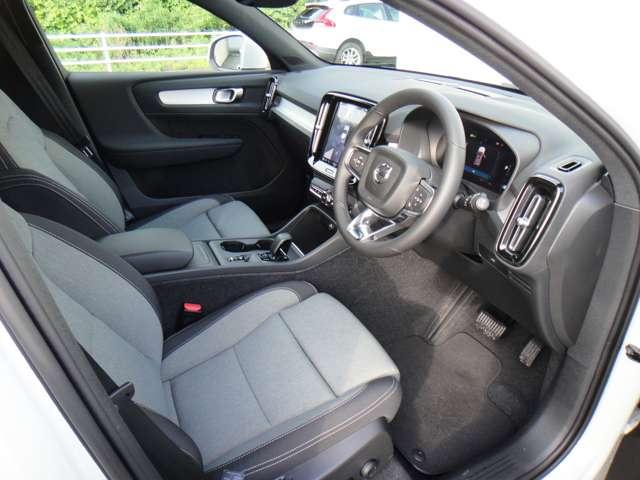 ボルボ ＸＣ４０ プラス Ｂ４ ＡＷＤ ４ＷＤ R5年 (東北) 99