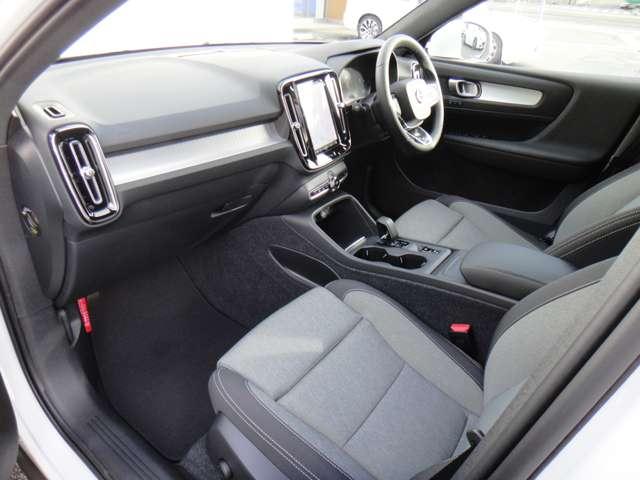 ボルボ ＸＣ４０ プラス Ｂ４ ＡＷＤ ４ＷＤ R5年 (東北) 99