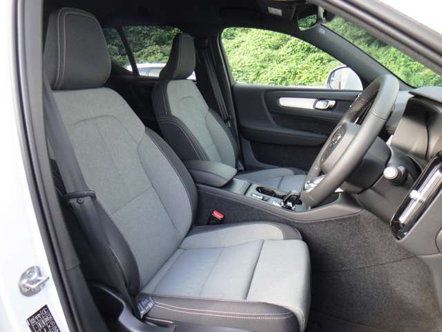 ボルボ ＸＣ４０ プラス Ｂ４ ＡＷＤ ４ＷＤ R5年 (東北) 99