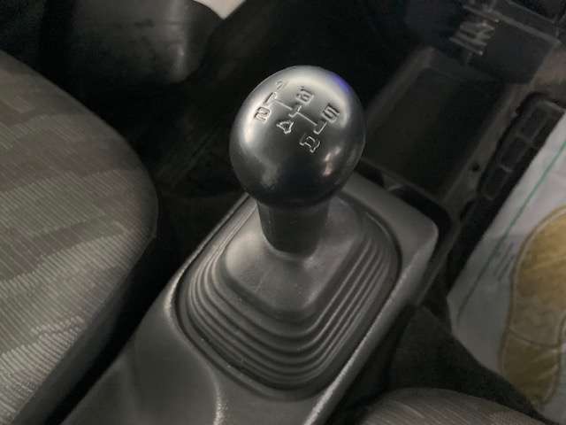 スズキ キャリイトラック ６６０ ＫＣエアコン・パワステ ３方開 ４ＷＤ H14年 (東北) 99