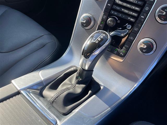 ボルボ Ｖ６０ Ｄ４ ＳＥ ディーゼルターボ H29年 (東北) 99