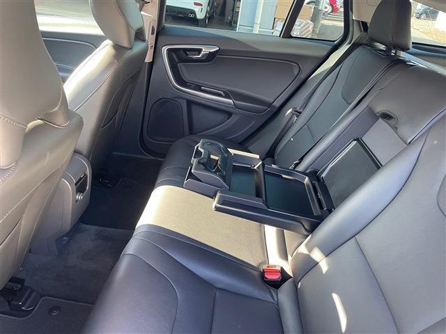 ボルボ Ｖ６０ Ｄ４ ＳＥ ディーゼルターボ H29年 (東北) 99